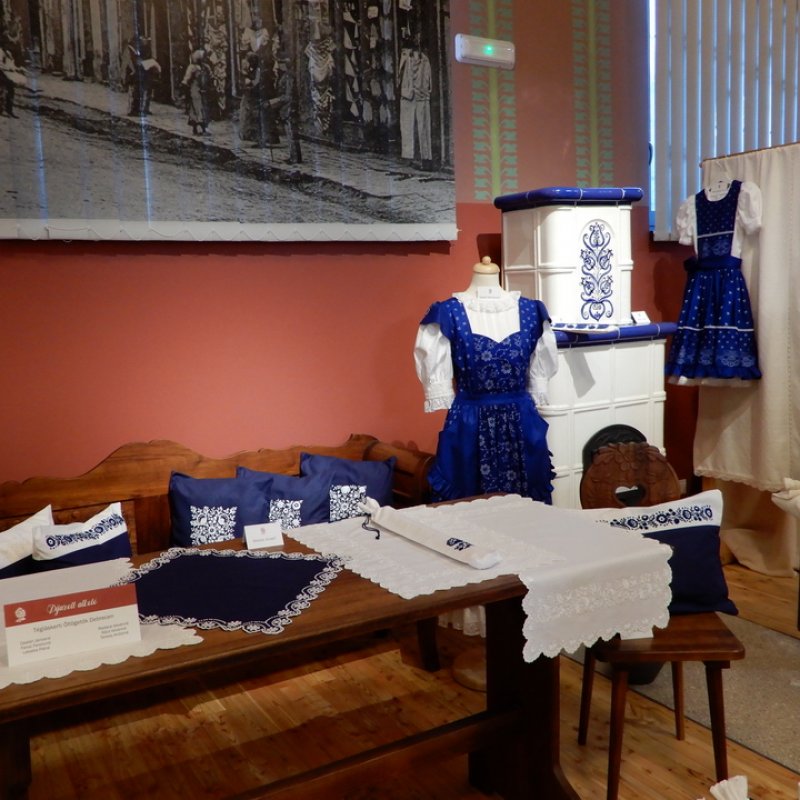 élő népművészet 70